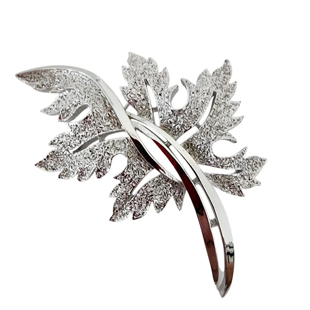 Trifari vintage brooch